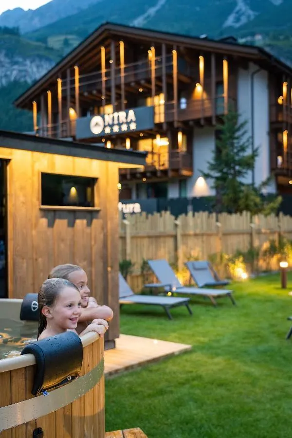 Hotel apartamentowy Nira Mountain Resort Futura Pradelle