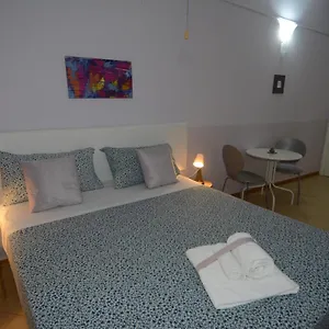 lecce-stazione-centrale.lecce-hotels.com/