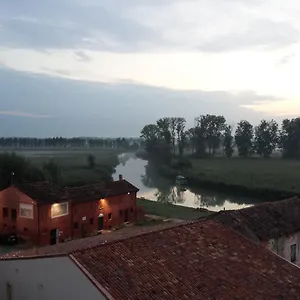  Ostello Del Mincio