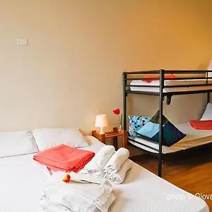  Hostel Santangela &